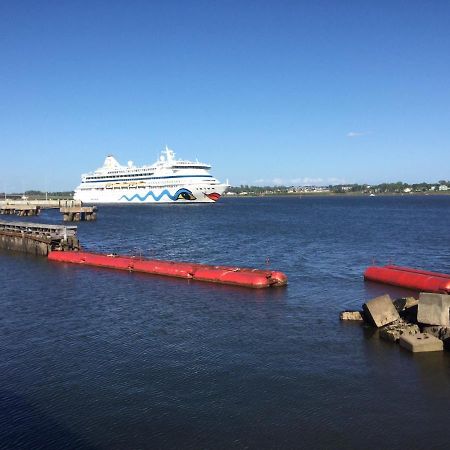 Water Suites Charlottetown Exteriör bild