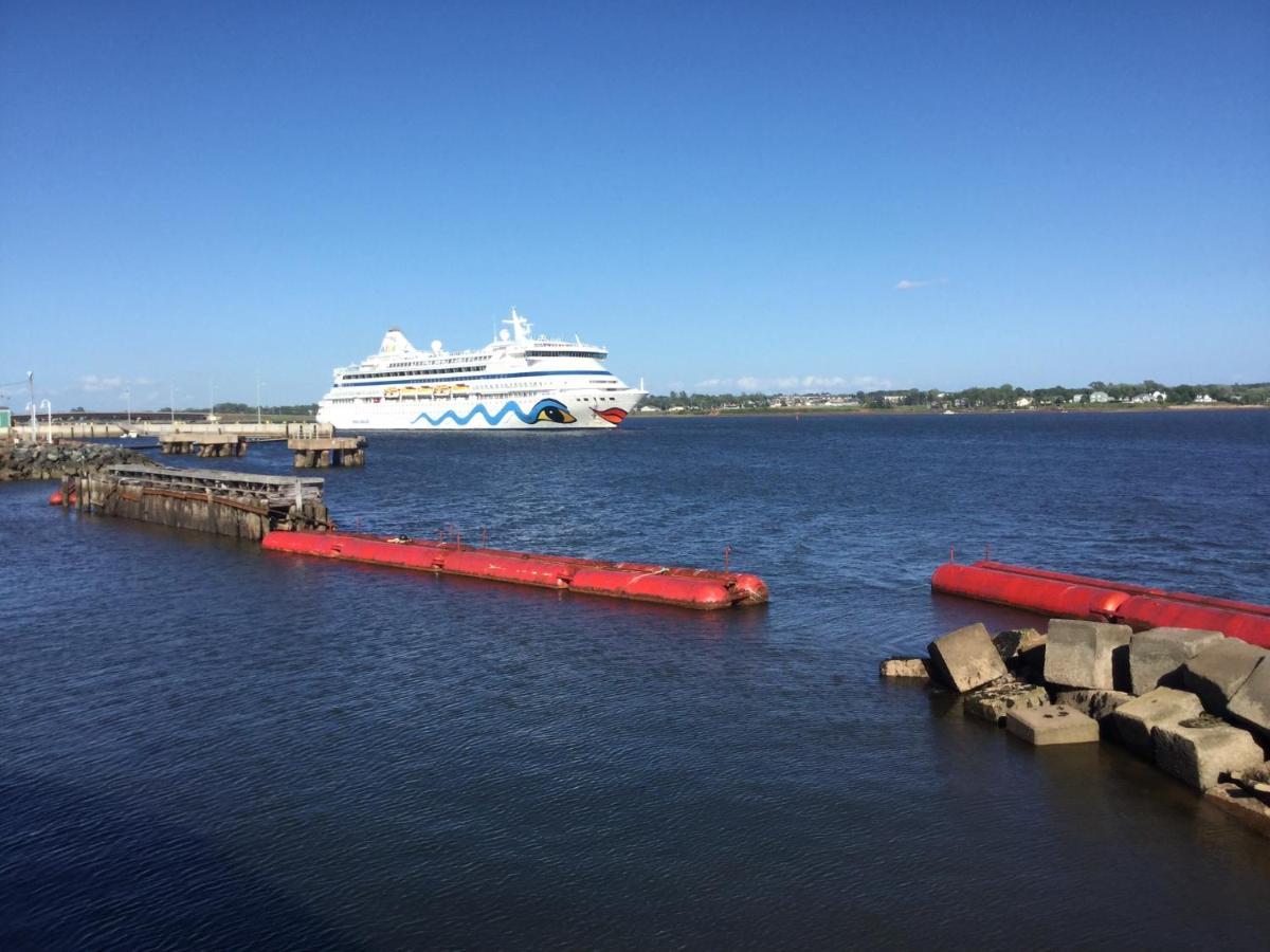 Water Suites Charlottetown Exteriör bild